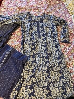 Women's Navy Floral Maxi Dress - Elegant Floral Print cotton kurti set sz small